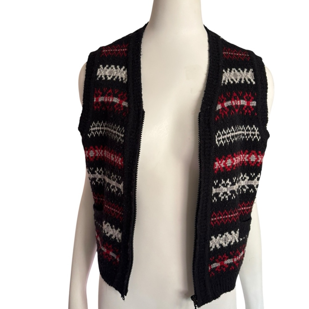Vintage Nordic Knit Vest Full Zip Sweater Black Red White Fair Isle Sleeveless - Picture 8 of 11